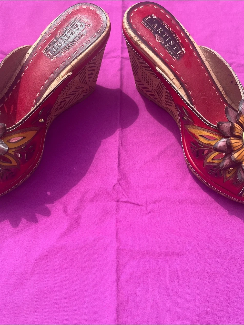 L’Artiste Red Leather Floral Slide Sandals